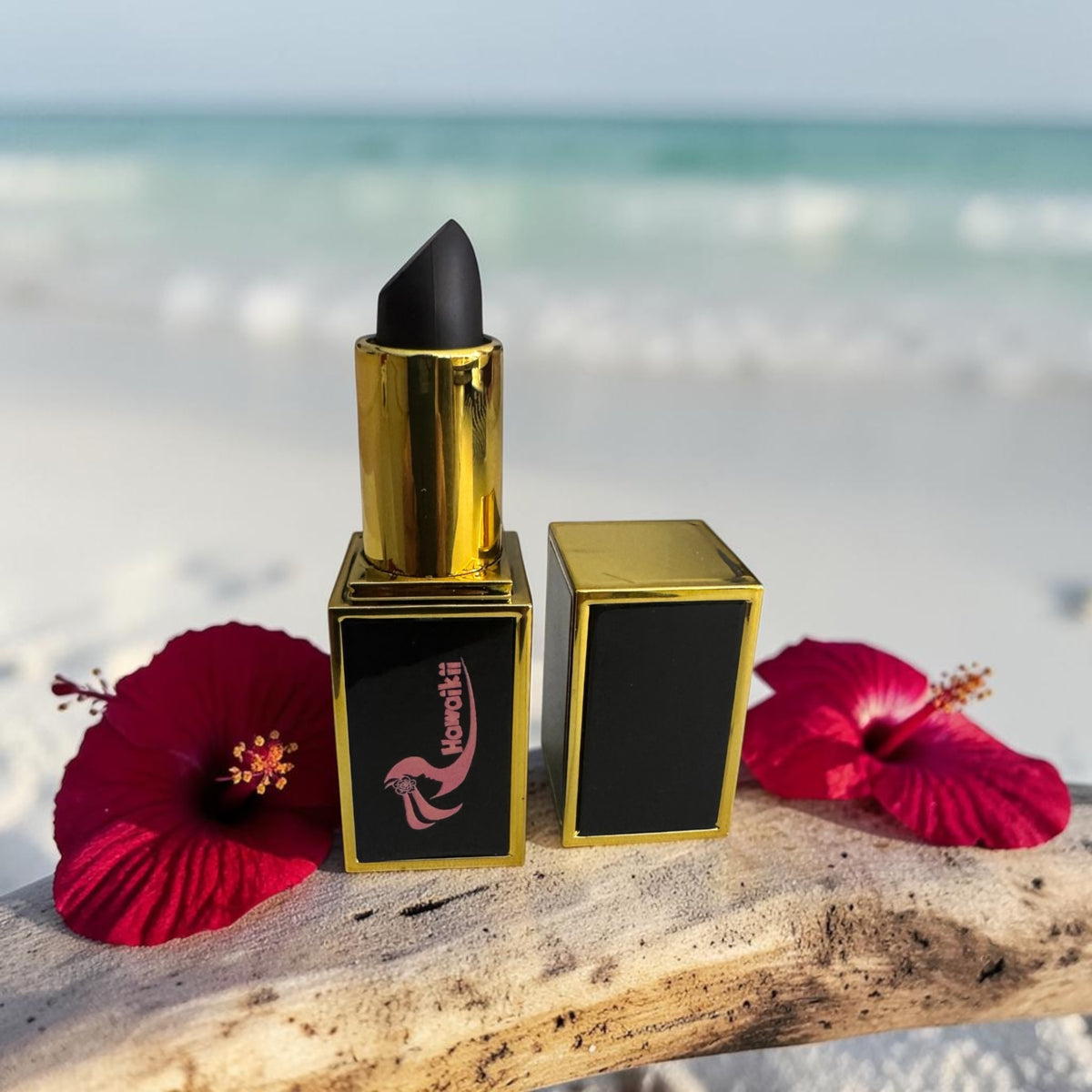 Mana Glow Dark Fenua - Le Rouge à lèvre noir qui devient prune
